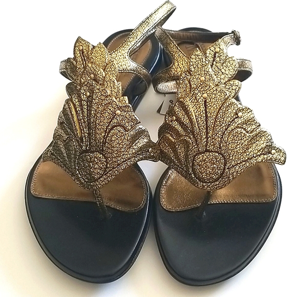Alexander McQueen Gold Leaf Flat Sandals EU 36.5 - Picture 2 of 7